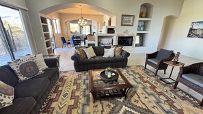 Smart TV, fireplace
