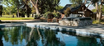 The Guesthouse – Pool, Hot Tub & Near Casinos