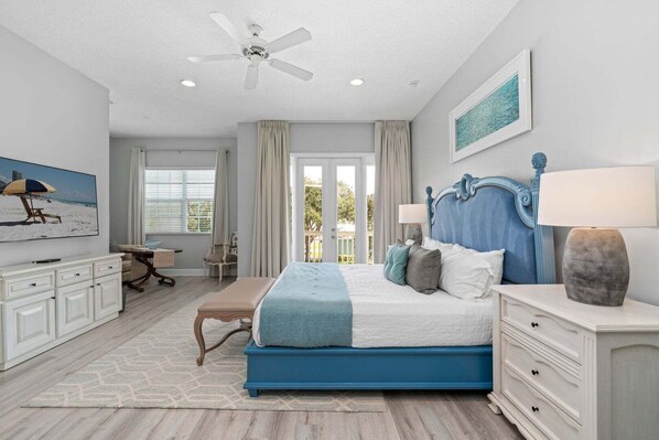 5 bedrooms, desk, iron/ironing board, free WiFi