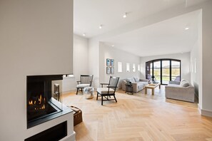 Unclassified image, 2 of 66, button - Heide.Way, Germany (List auf Sylt)