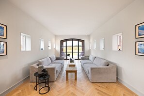 Unclassified image, 5 of 66, button - Heide.Way, Germany (List auf Sylt)