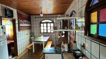 Fridge, microwave, cookware/dishes/utensils