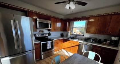 Well-Appointed 2br house 10 mins to New River Gorge National Park