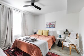 1 bedroom, desk, iron/ironing board, free WiFi