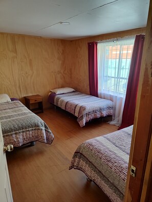 Economy Shared Dormitory, Mixed Dorm, City View (3 single beds) | Free WiFi, bed sheets