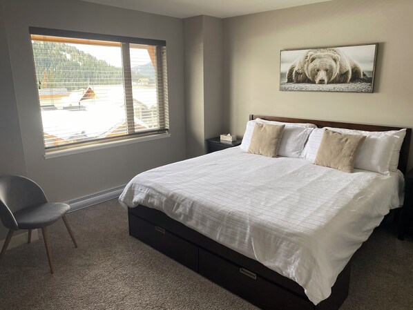 3 bedrooms, free WiFi, bed sheets