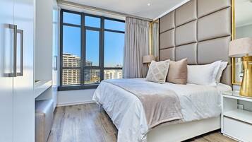 2 quartos, ferros/tábuas de passar roupa, Wi-Fi, roupa de cama
