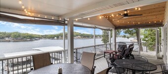 Incredible Views, Spacious Deck, Private Dock, Gas Grill, Games & Cards