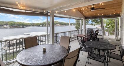 Incredible Views, Spacious Deck, Private Dock, Gas Grill, Games & Cards