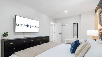 5 bedrooms, free WiFi, bed sheets