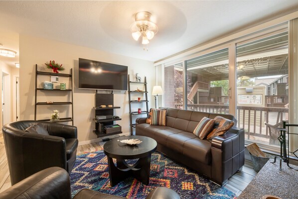 TV connectée, cheminée