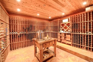 6 Schlafzimmer, Bügeleisen/Bügelbrett, WLAN, Bettwäsche