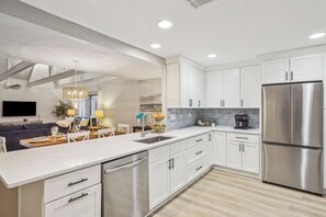 Fridge, microwave, oven, stovetop - Spacious 3BR Villa in Palmetto Dunes with Pool Access (Hilton Head Island)