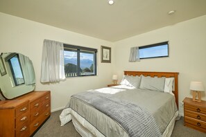 2 soverom, strykejern/-brett, wi-fi og sengetøy