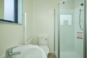 Hair dryer, towels - Location | Ocean and Mountain Views | Backyard - KK6451 (Kaikoura)