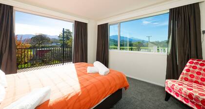 Close to Beach | Mountain Views | Peketa - KK618