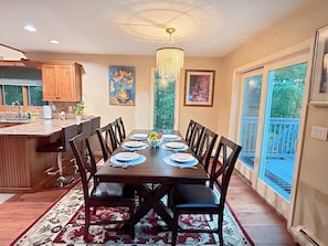 Dining - 3 Levels w/ Mountain Views, 5 Mins to Stratton Base, Sauna, Firepit, ACs (Winhall)