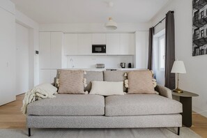 Télévision, chaîne hi-fi