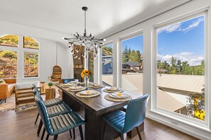 Dining - Walk to Main Street with Hot Tub, Fire pit & BBQ! (Park City)