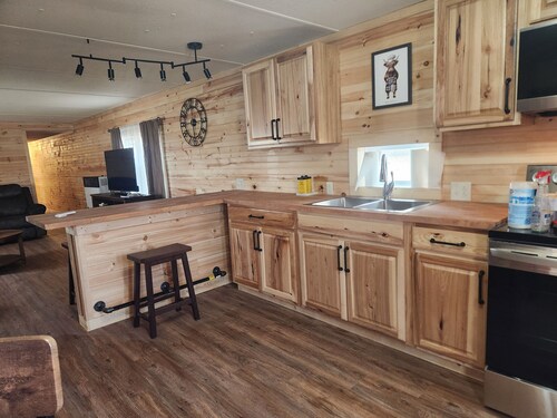 NEVER JUDGE A BOOK BY IT'S COVER!
..2 bedroom mobile home in Carey with AC, WiFi