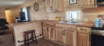 NEVER JUDGE A BOOK BY IT'S COVER!
..2 bedroom mobile home in Carey with AC, WiFi