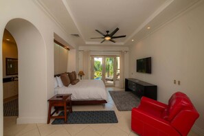 3 habitaciones, tabla de planchar con plancha, internet y ropa de cama 