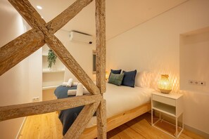 2 bedrooms, desk, iron/ironing board, Internet - GuestReady - Condessa Iris (Lisbon)