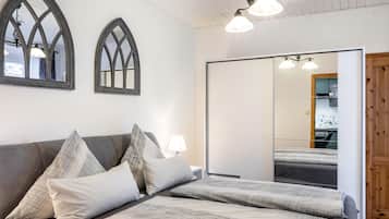 1 Schlafzimmer, BĂŒgeleisen/BĂŒgelbrett, kostenloses WLAN, BettwĂ€sche