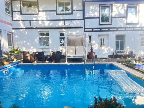 Ferienwohnung Bernoth' mit Gemeinschaftspool, Gemeinschaftsgarten und Wi-Fi