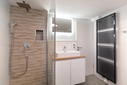 Ferienwohnung 'Wohnung Erdgeschoss' mit Privatterrasse und Wi-Fi