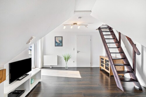 Apartment „Bayerl“ mit Bergblick, Balkon und WLAN