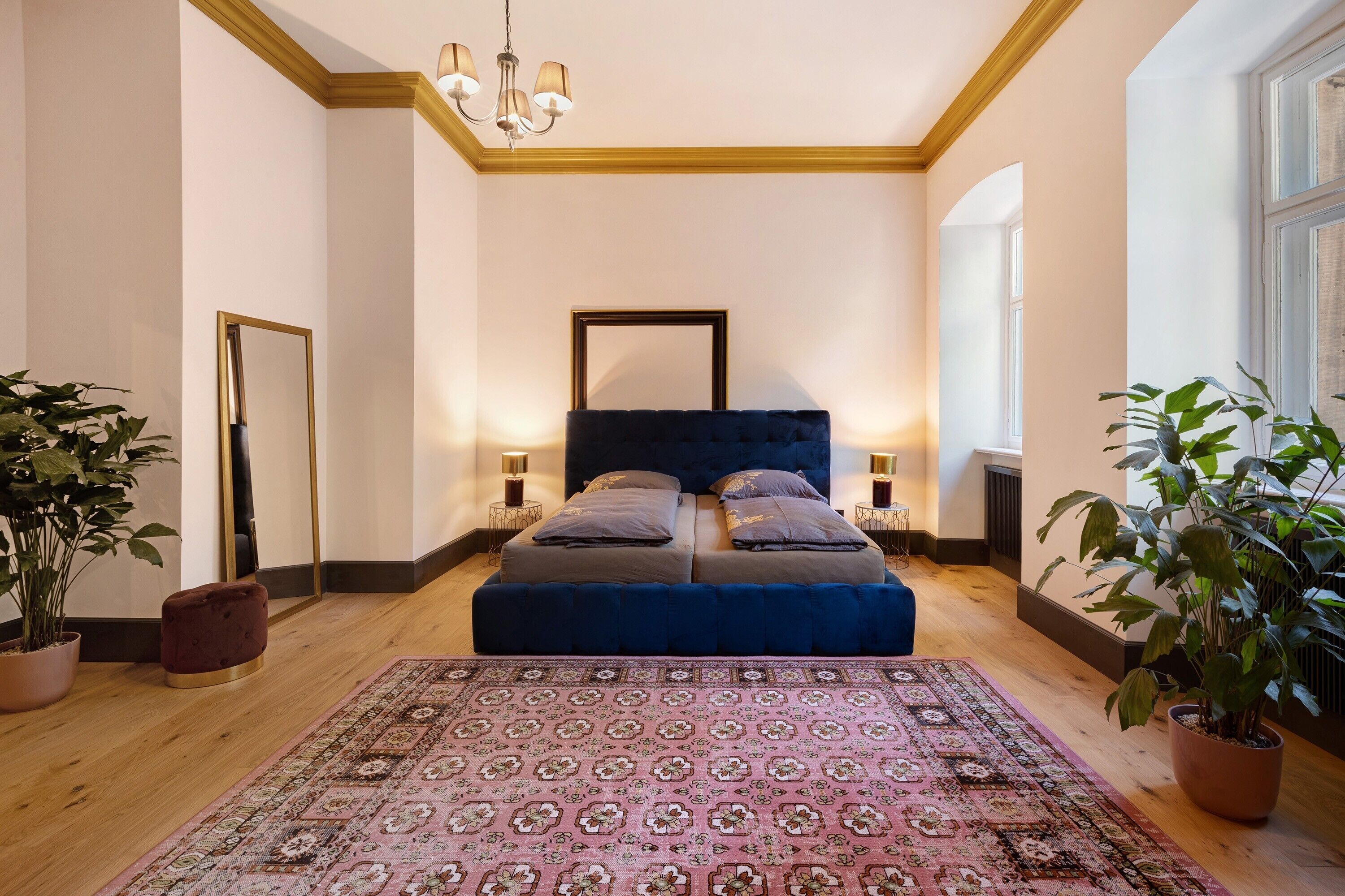 2 多间卧室、免费 WiFi、床单