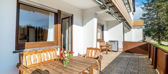 Apartment 'Ferienwohnung 1 Birgit' with Private Terrace and Wi-Fi