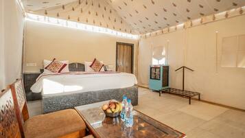 Chambre Double Deluxe, 1 trĂšs grand lit