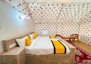 Premium bedding, in-room safe, individually furnished, free WiFi - Happy Adventure Desert Camp Jaisalmer (Jaisalmer)