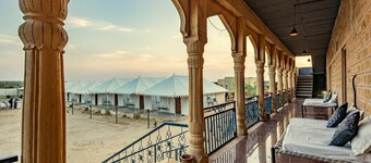 快乐冒险沙漠营地贾沙梅尔