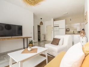 TV - Sunstay Costa Lago Flat I Torremolinos (Torremolinos)