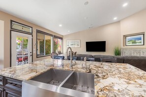 Unclassified image, 2 of 50, button