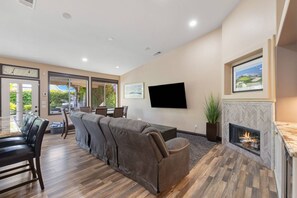 Interior - Centrally Located - Palm Desert, Pool, Spa, Game Room! (Palm Desert)