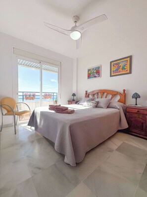 2 Schlafzimmer, Bügeleisen/Bügelbrett, Reisekinderbett, WLAN