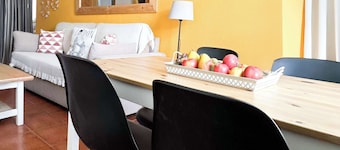 Cristamar Center and Beach Apartment 3B