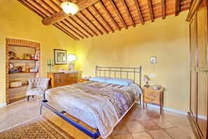 7 bedrooms - Villa Poggiospinoso - Lucignano ,Tuscany (Lucignano)