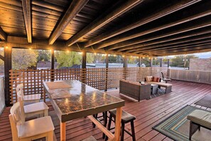 Outdoor dining - Spacious Wheat Ridge Apartments w/ Mountain Views (Wheat Ridge)