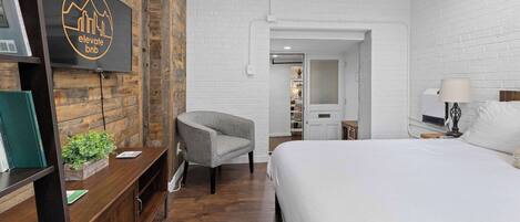 4 quartos, ferros/tábuas de passar roupa, berço de viagem, Wi-Fi