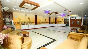 Food-Court