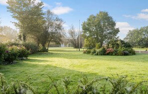Property grounds - 4 bedroom beautiful home in Holstebro (Holstebro)