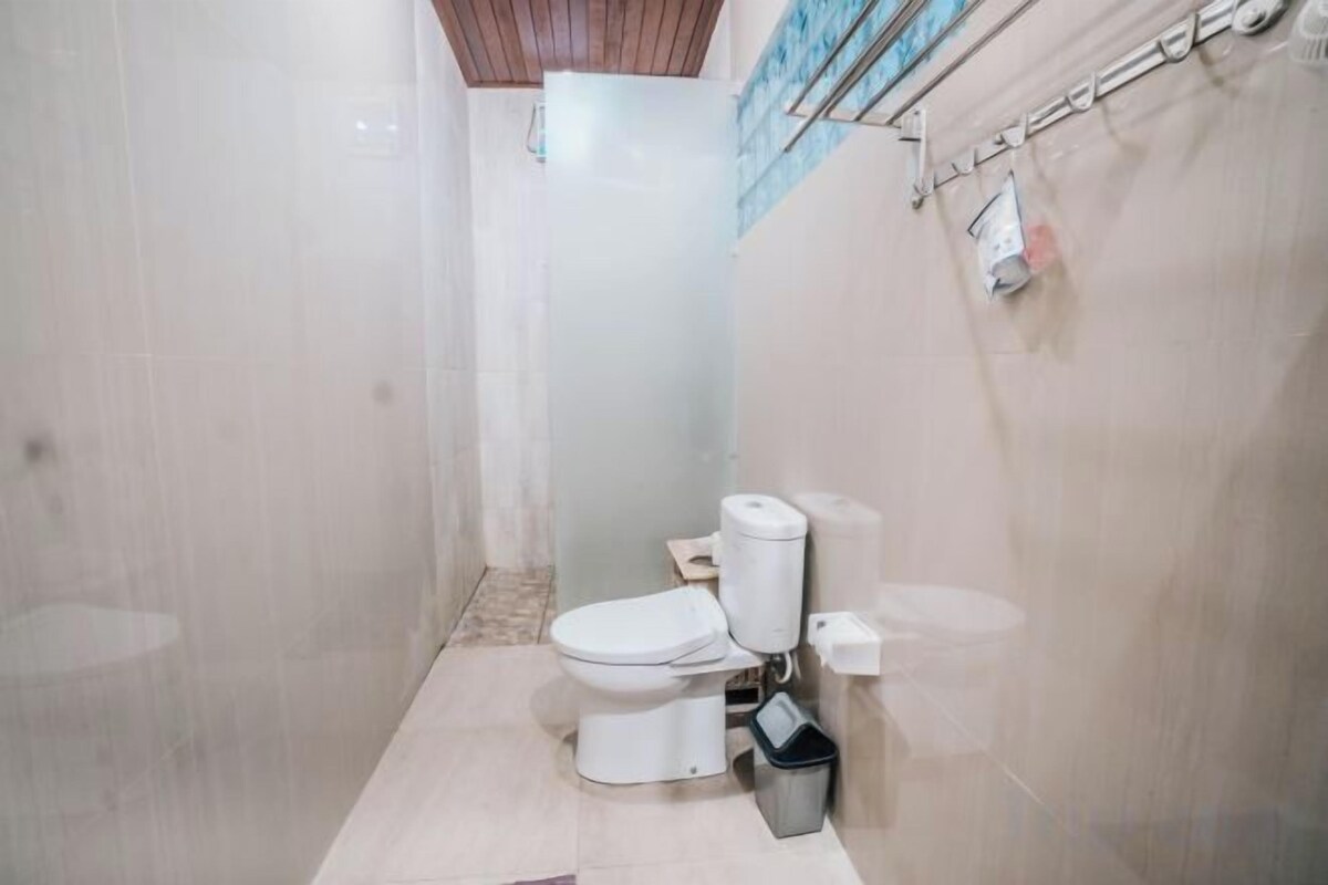 Bathroom | Slippers, towels, soap, shampoo