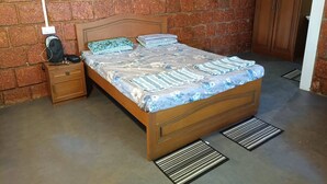 Room, 3 Bedrooms - Room-cottage In Farm House Dandeli (Joida)