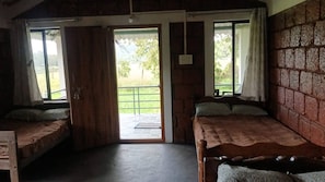 Room, 3 Bedrooms | 3 bedrooms - Room-cottage In Farm House Dandeli (Joida)