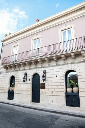 Apartment, 1 Bedroom | Exterior - Room Vittorio - Palazzo Sottil (Noto)